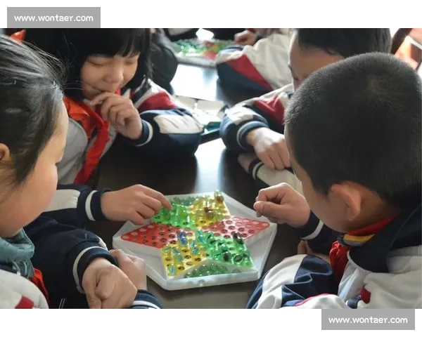 《极限挑战赛中的智慧较量 如何在炸弹人游戏中获得胜利》